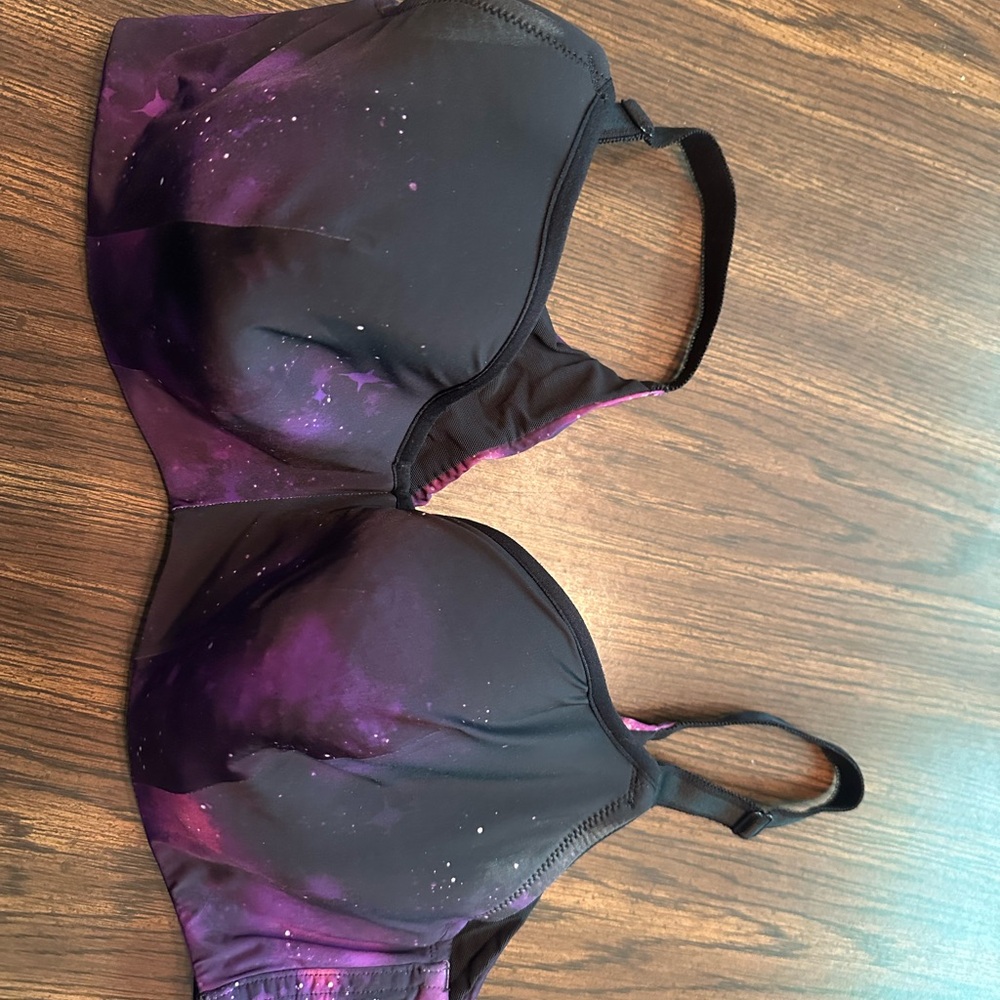 Torrid Black and Purple T-Shirt Bra with Adjustable Straps
